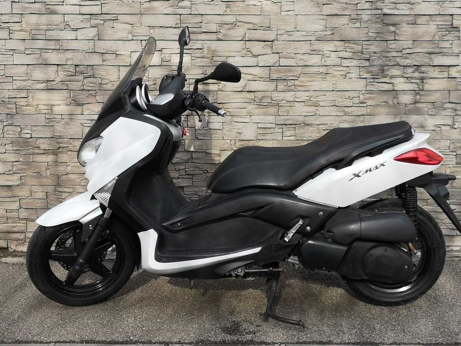 Yamaha x-max 250  2010