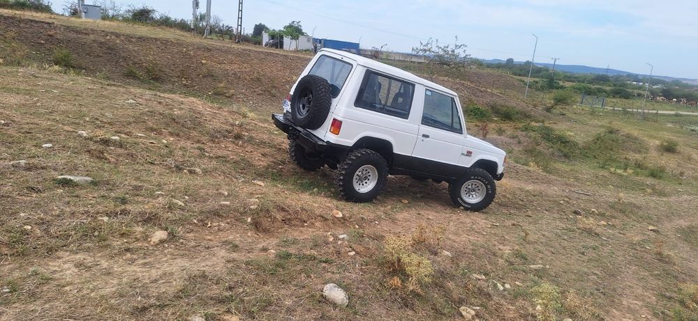 Mitsubishi pajero mk1