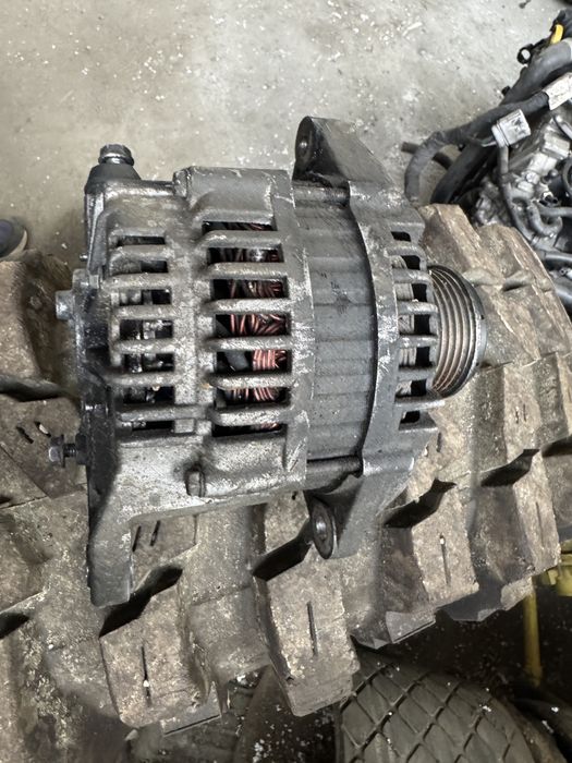 Alternator Nissan Patrol Y61 ZD30