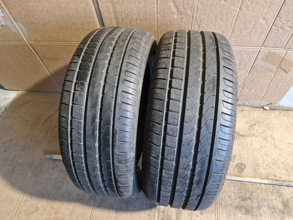 2 Pirelli R17 225/45
летни гуми DOT0120