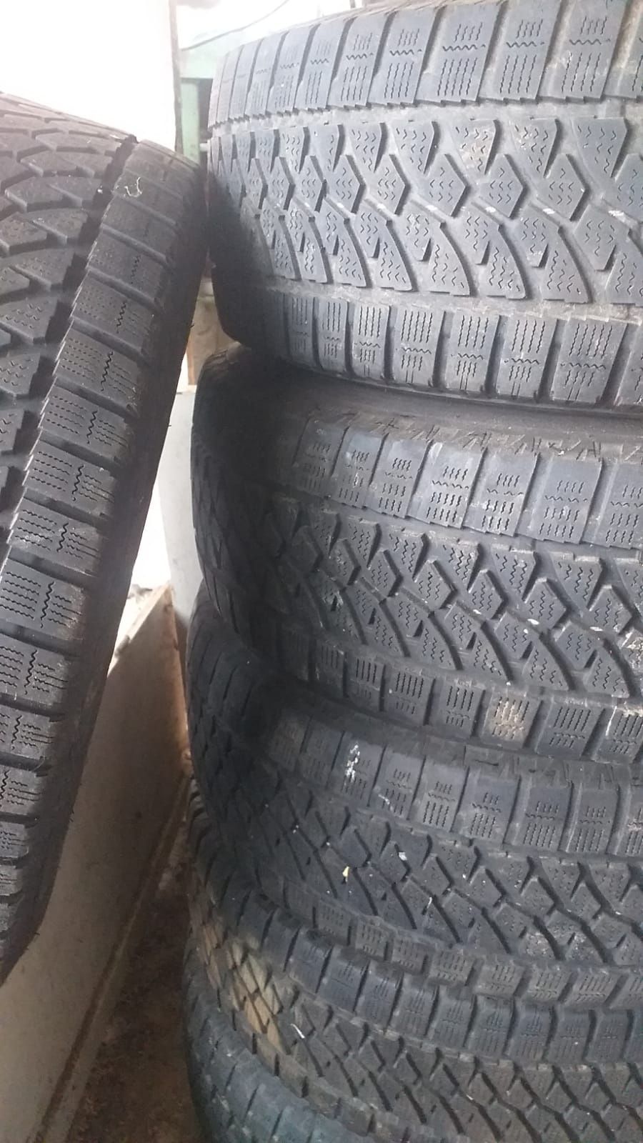 Jante cu cauciucuri 235/35 R16 C