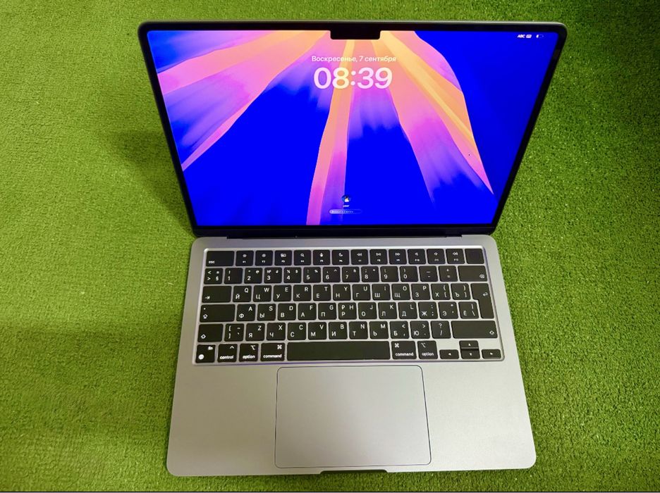 Macbook air m2 8gb/256gb, 13,6 дюйма
