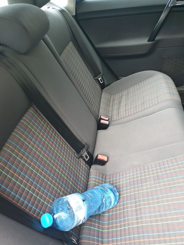 VW Polo 1.4 Син цвят