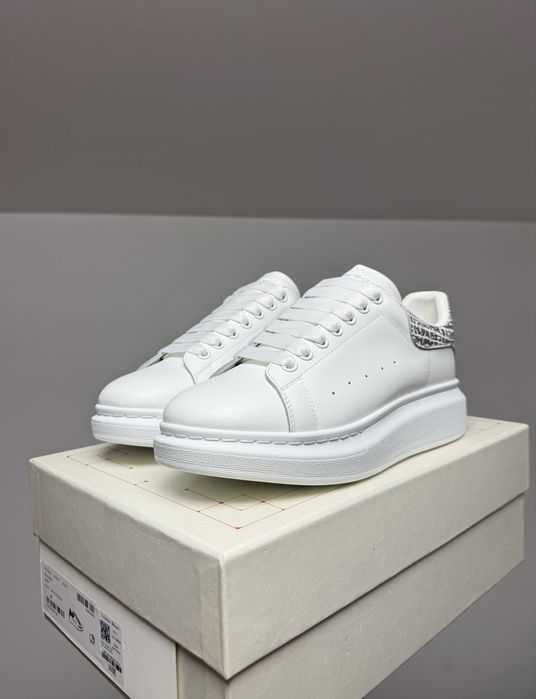 Alexander McQueen White Silver