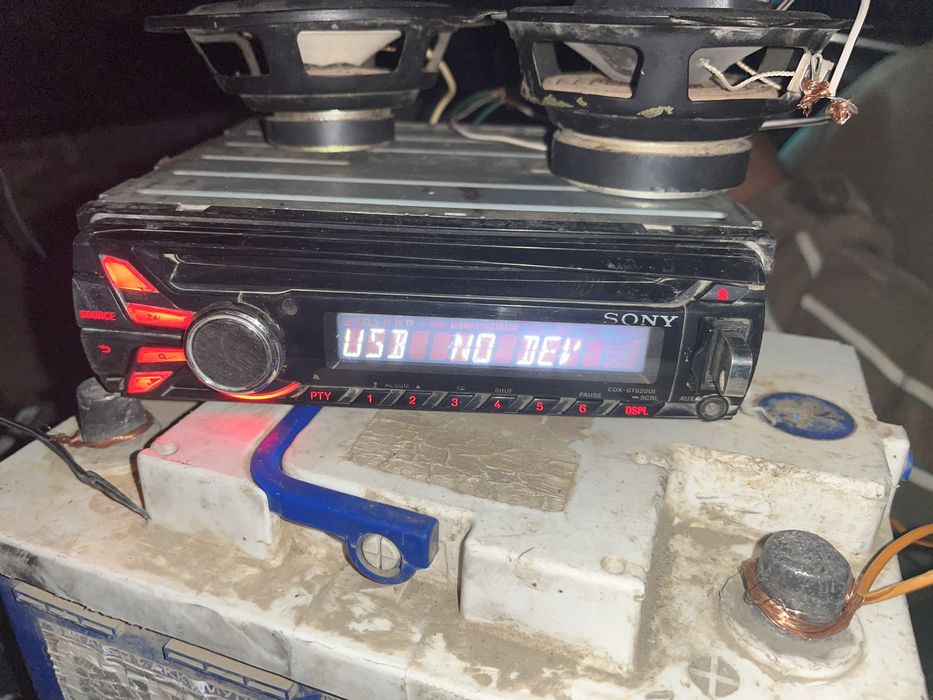 Магнитол Sony Б/у