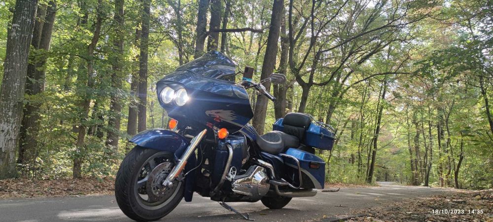 Se vinde Harley-Davidson Road Glide Screamin’ Eagle