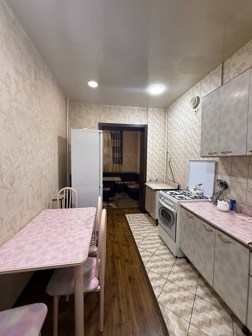 Продаётся 3х ком квартира на ул. С.Азимова, ор-р: 145 школа, 100м²