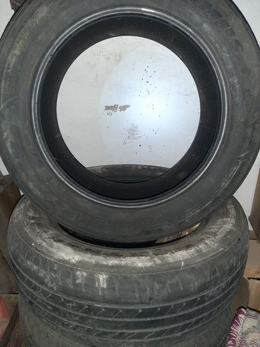 Продам шины зима и лето