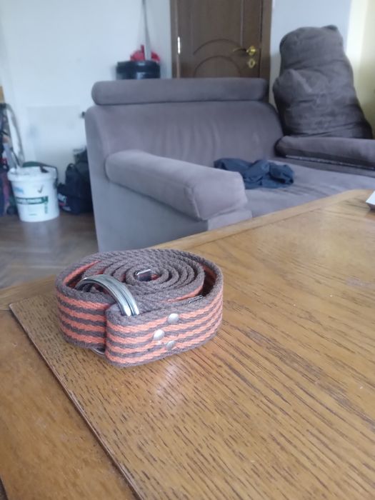 Дамски, мъжки колани