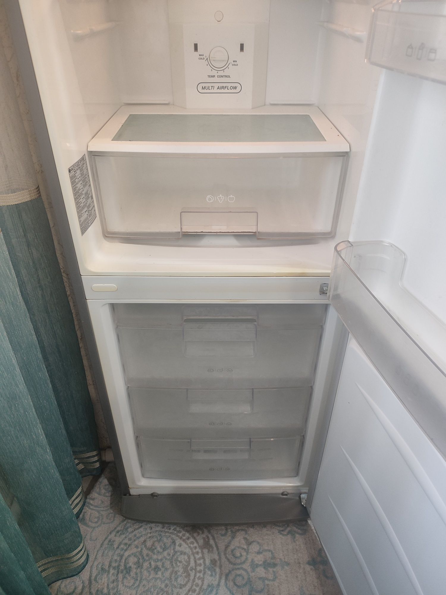 Продаются холодильник отличном состоянии