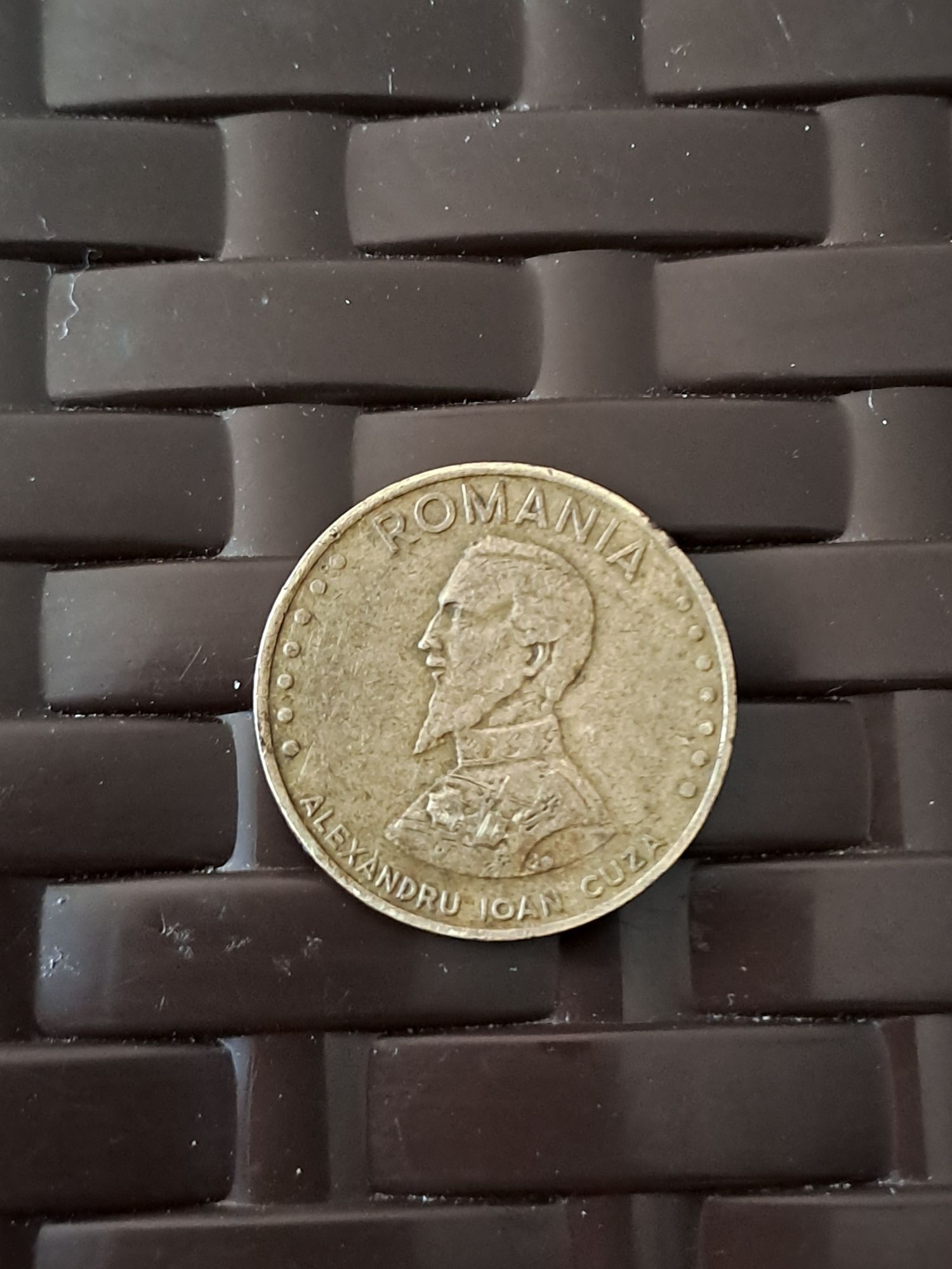 Monedă veche cu Alexandru Ioan Cuza