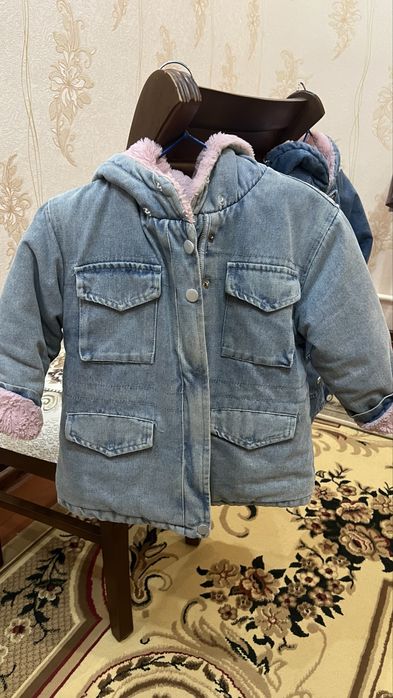 Detski palto sotiladi