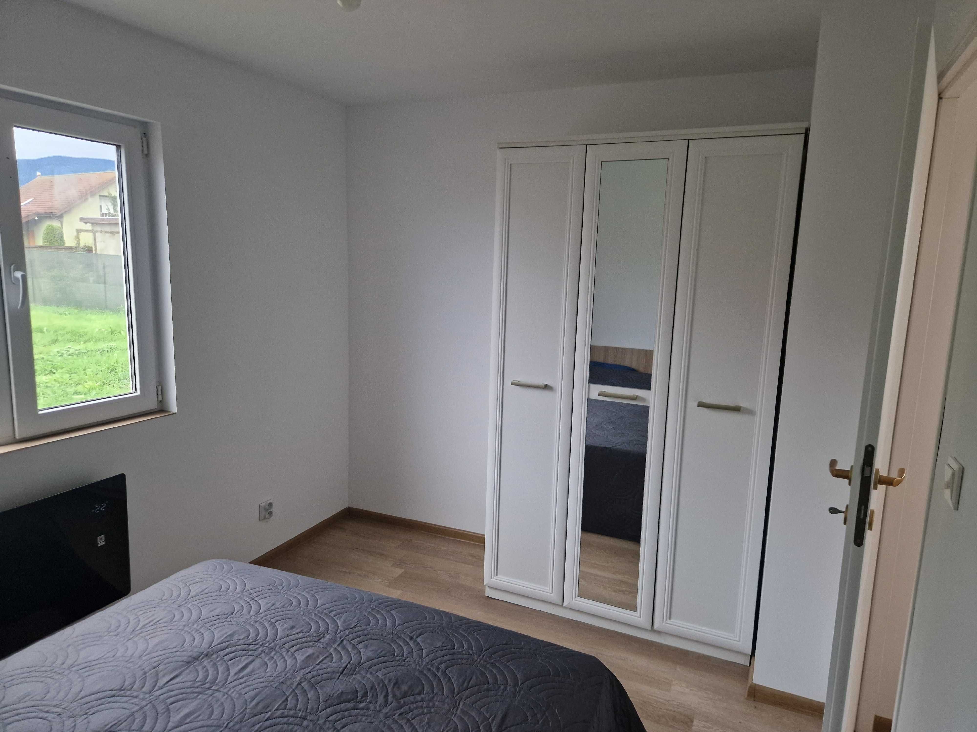 Căsuțe de locuit condiții ca intr-un apartament plus gradina, parcare