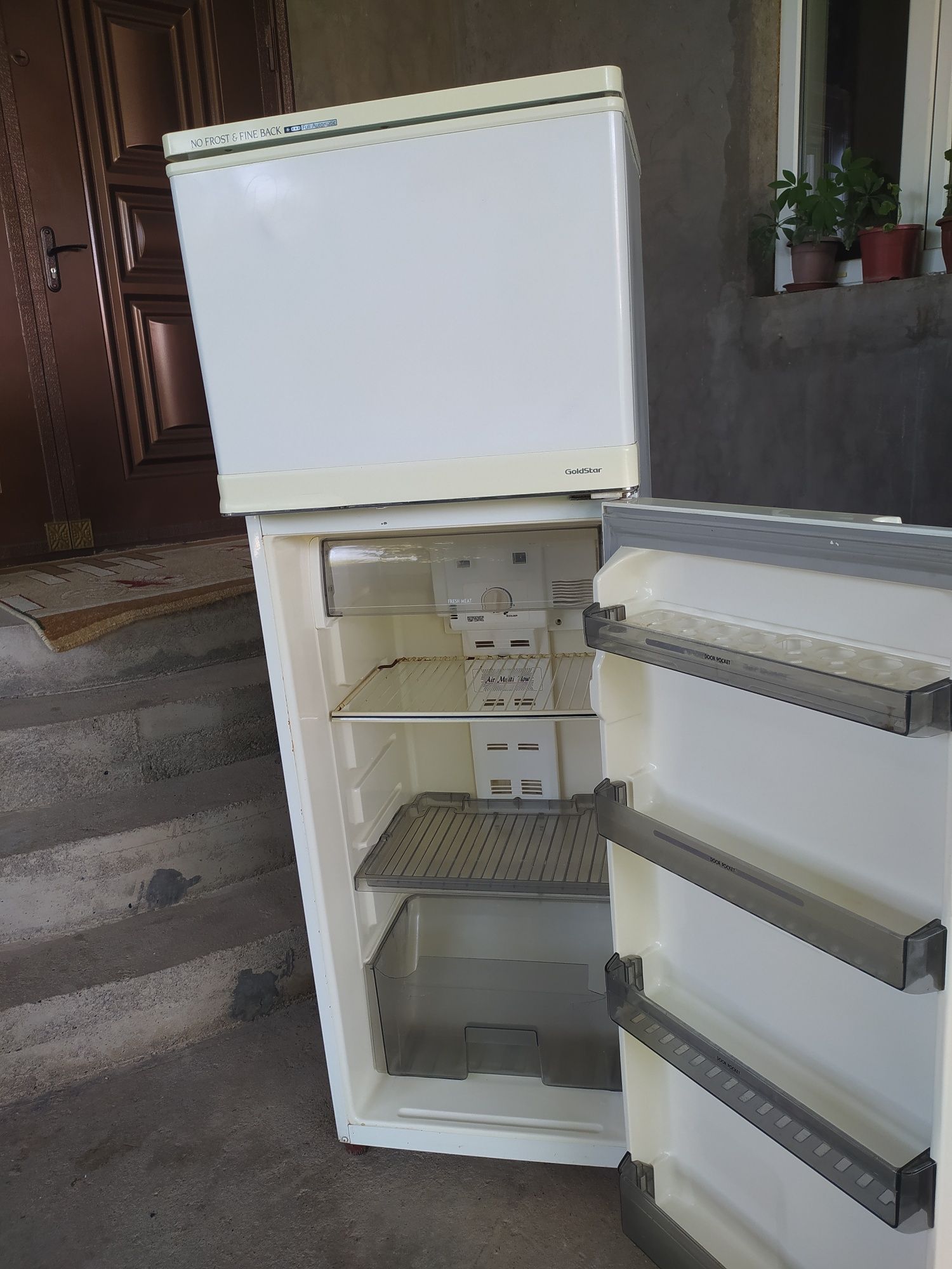 Халадильник LG AIR GRAFT BOЗДУШНИЙ  в отличном состоянии морозить