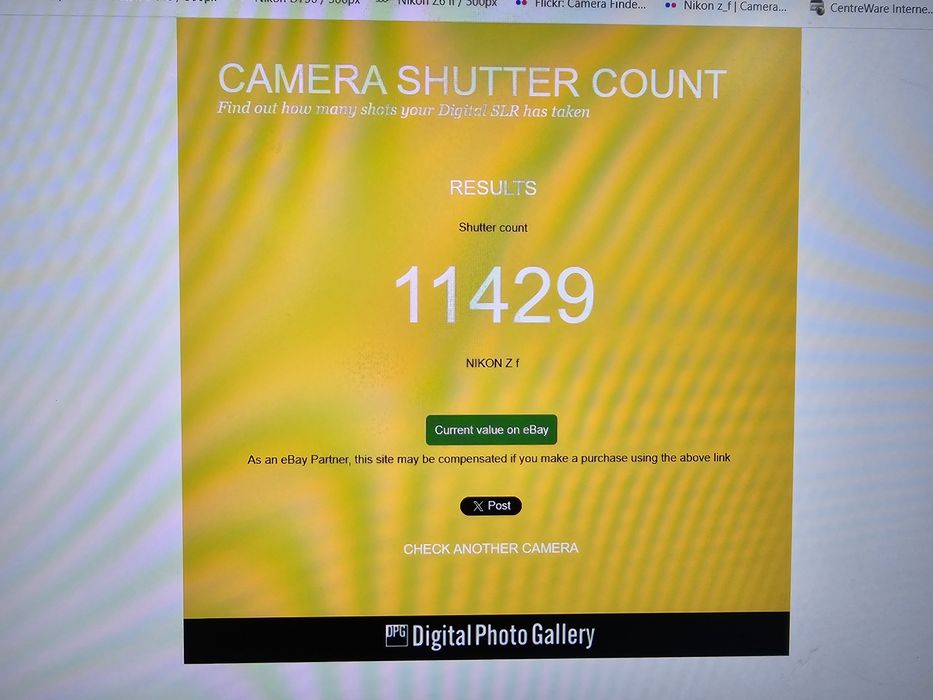 NIKON Zf cu obiectiv 40mm  f2 SE