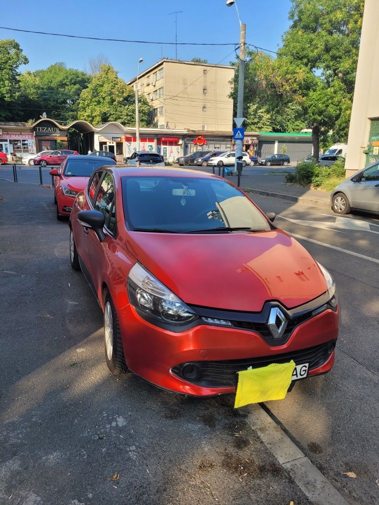 Vând Renault Clio4 cu 69000km reali