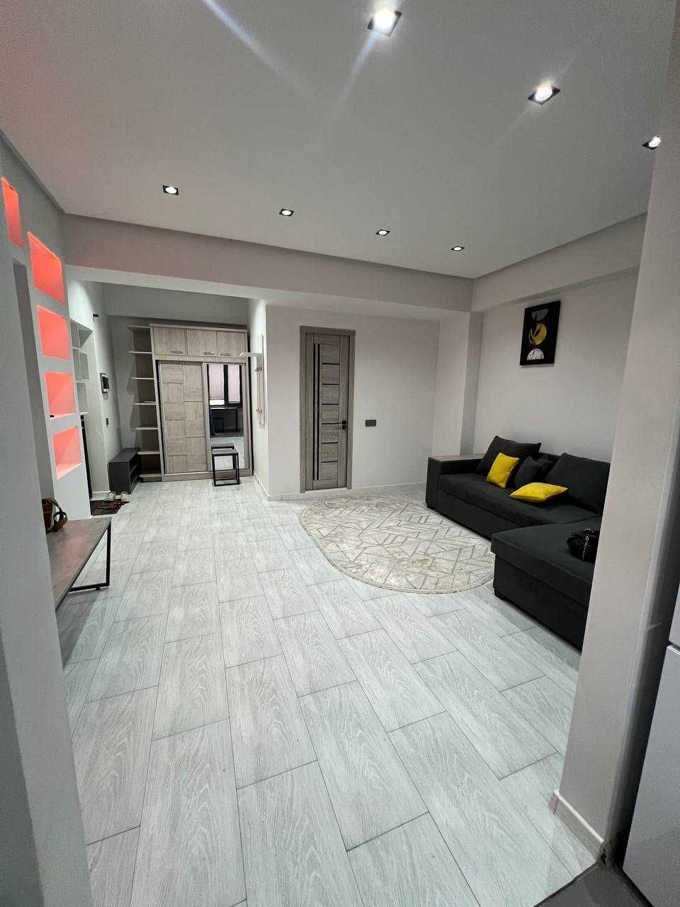 М. горький 1-комн., 33 м², евро, Eco Smart Home, эт. 8/11, с мебелью!`