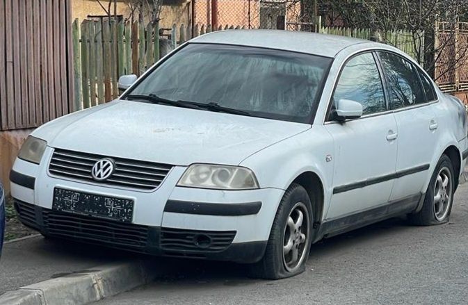 Dezmembrez vw Passat 1.9 diesel 2004