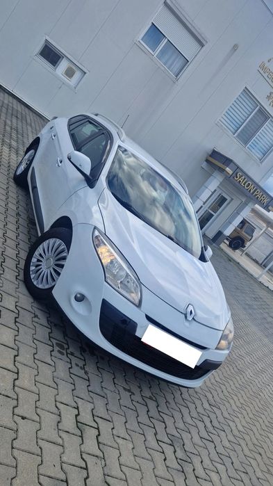 Vând Renault Megane 3 1.5 dci 6 trepte impecabil