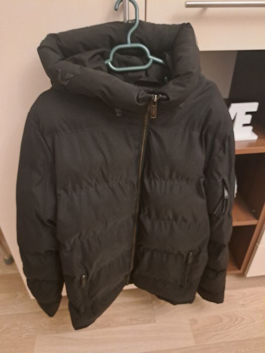Vând geaca Supply&Demand