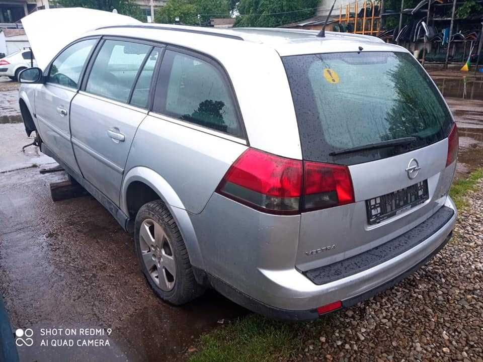 Dezmembrez OPEL Vectra C 3.0 Diesel Din 2005