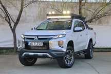 Mitsubishi L200 - Facelift - Double CAB(variante)