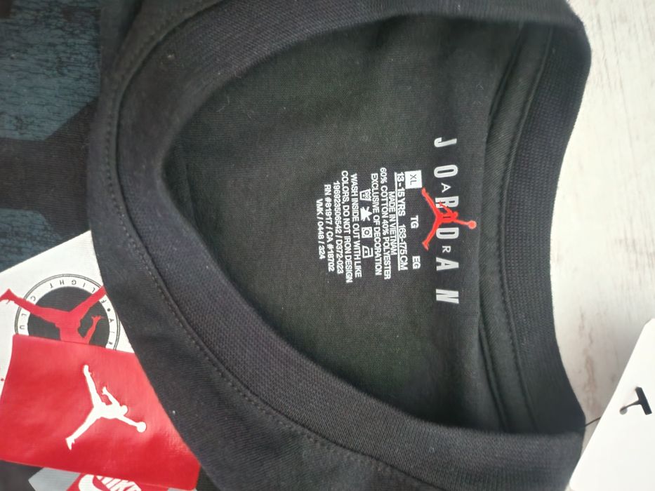 Оригинални тениски nike и jordan