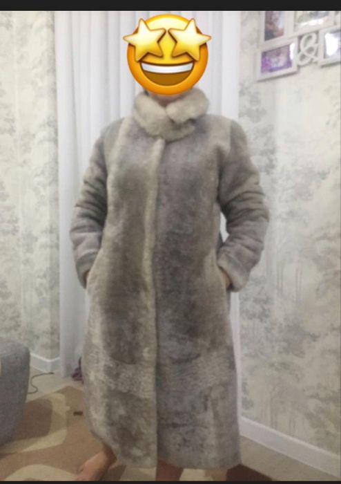 Мутоновая шуба с норковым воротником