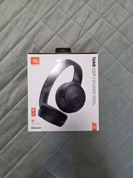 Brand NEW JBL tune 520bt headphones