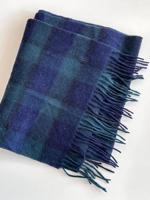 Мек хубав кариран  вълнен шал Bondelid