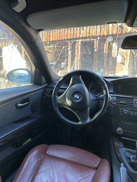 Se vinde bmw seria 3,320d e90