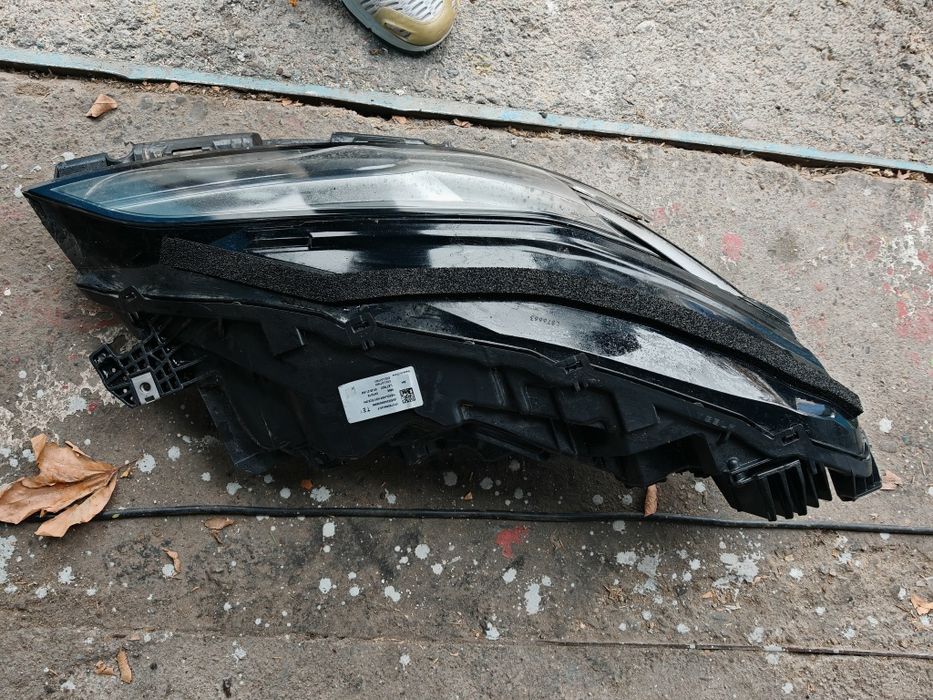 Десен Фар за Tesla model 3 highland