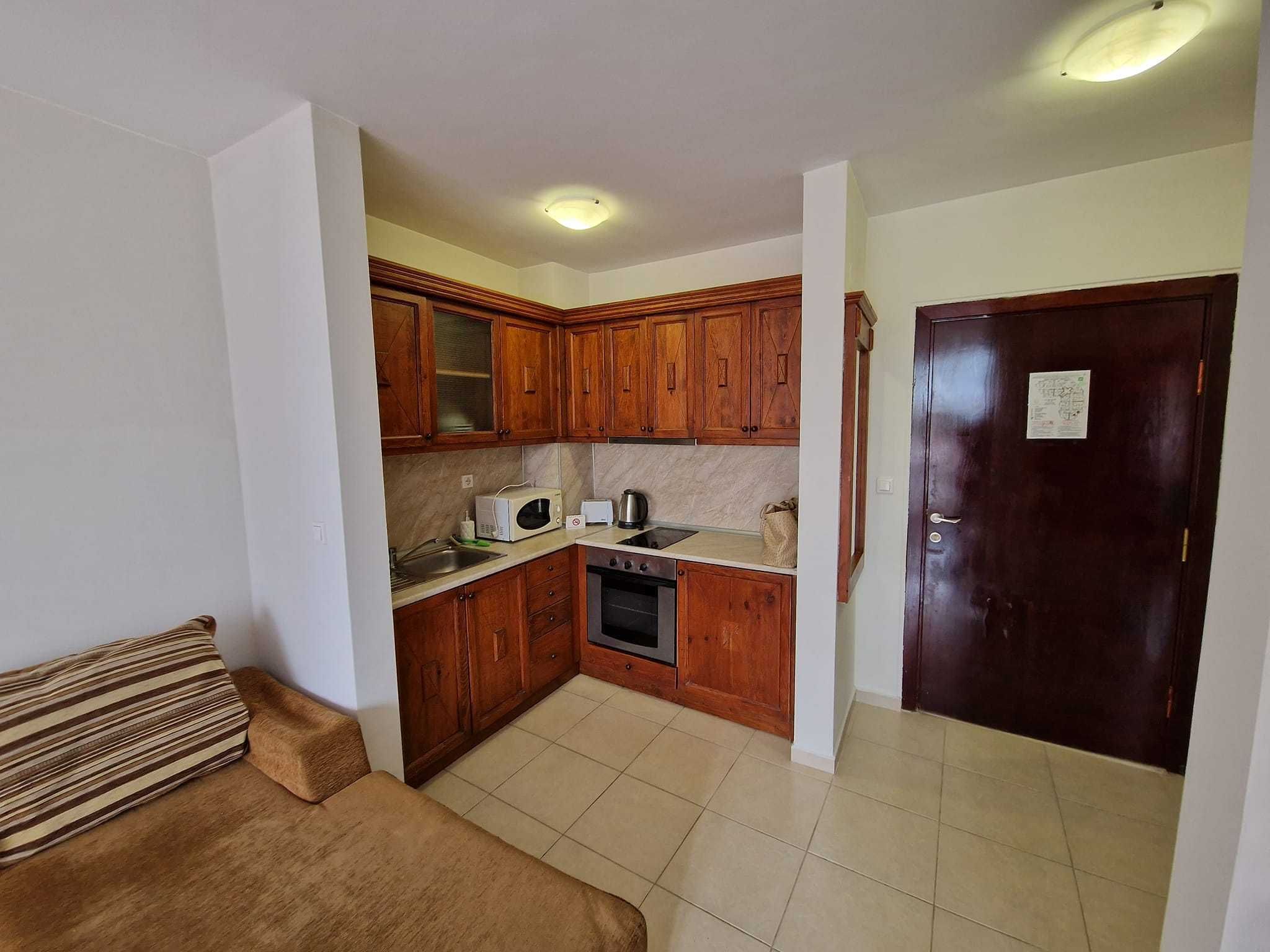 Уютен, обзаведен, двустаен апартамент за продажба в Банско