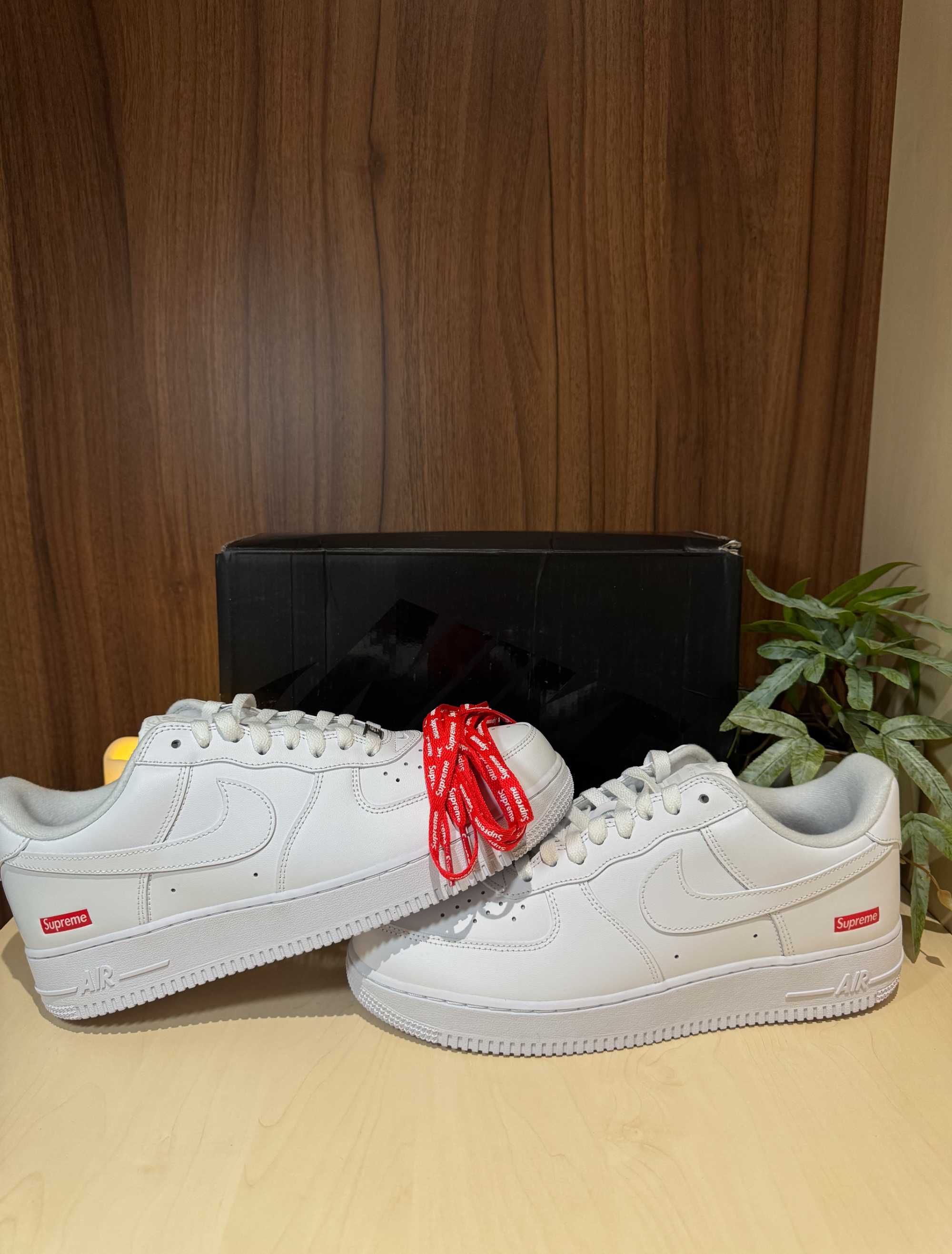 Nike Air Force 1 Low / Supreme