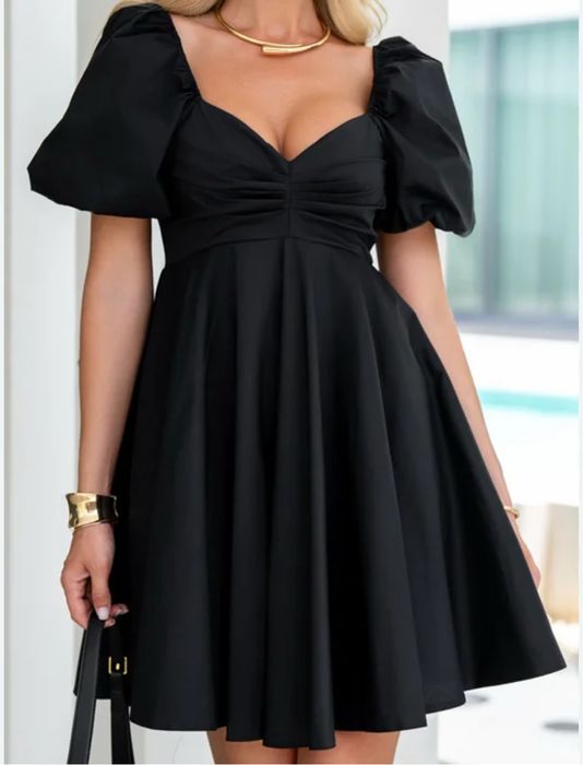 Черное женское платье