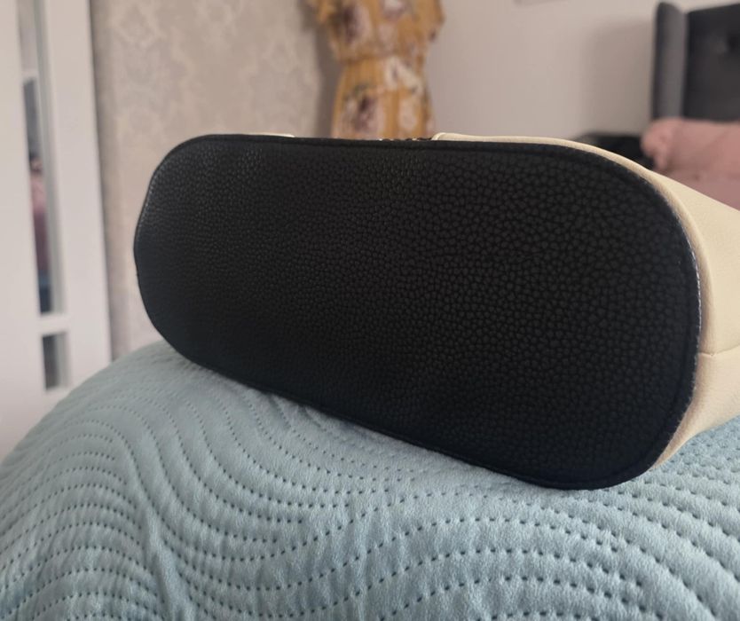 Geantă nouă Casa di Rosa, crem cu detalii negre și maro – cu etichetă