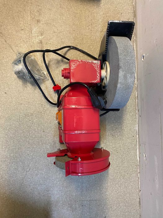 061104	Шмиргел редукторен 250W ø150-200mm RDP-BG03