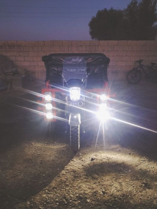 Srochno mototsikl sotiladi yangi