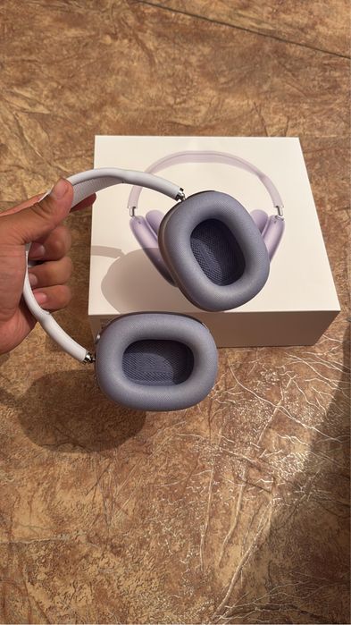 Apple AirPods Max 2