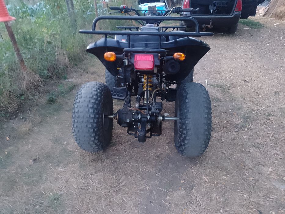 Vând ATV Eton 250cc