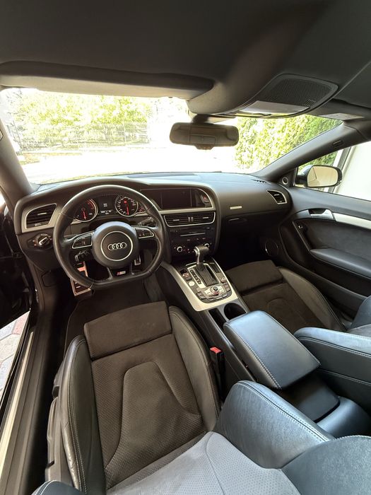 Audi A5 Coupe quattro