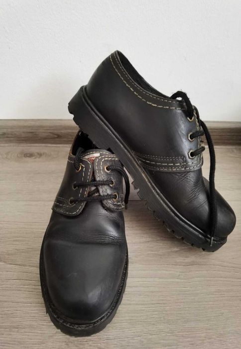 Pantofi piele cu siret - transport gratuit