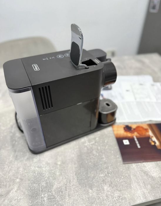 Espressor Lattissima One Nespresso by De’Longhi