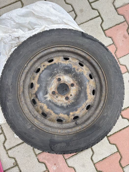 Vand patru roti 185/65 R15 88T
