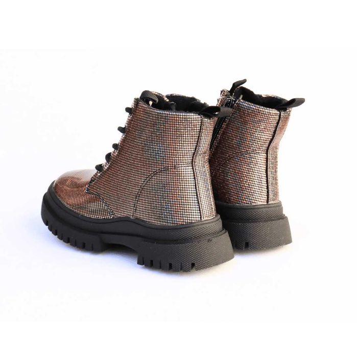 НОВО! Зимни боти за момиче с топъл хастар 25-30