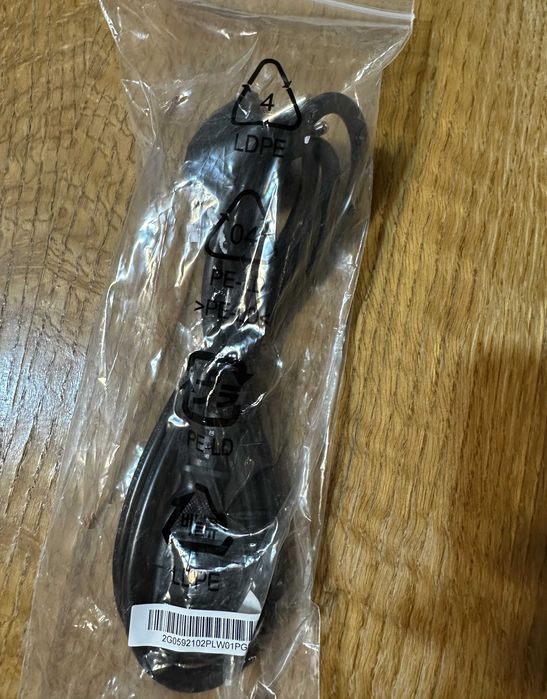 Cabluri Calculatoare/TV/Audio-Video/Sisteme Supraveghere-Noi,Sigilate