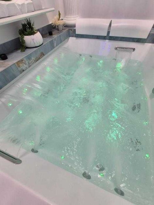 Garsonieră de Lux cu Jacuzzi