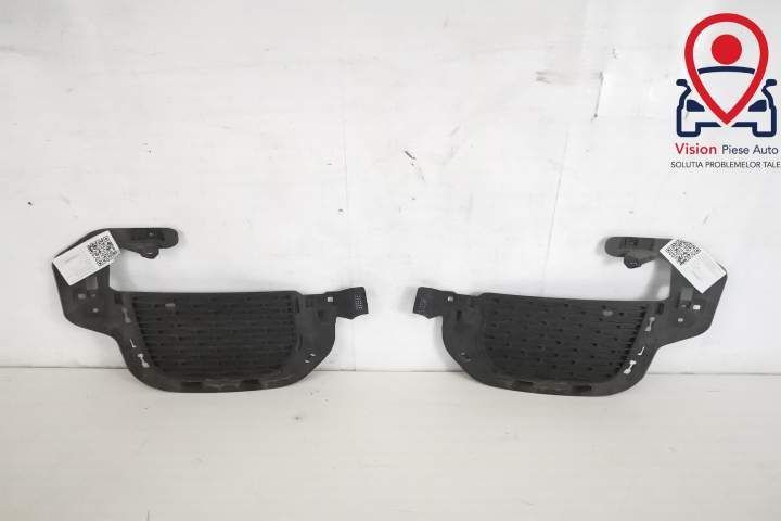 Grila Proiector Laterala Stanga Originala In Stare Buna Land Rover  Ra