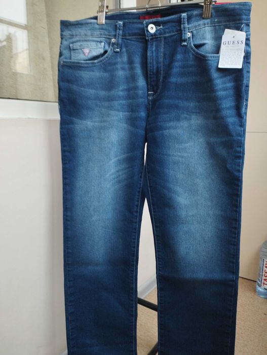 Джинсы, бейсболка, куртка, футболка мужские