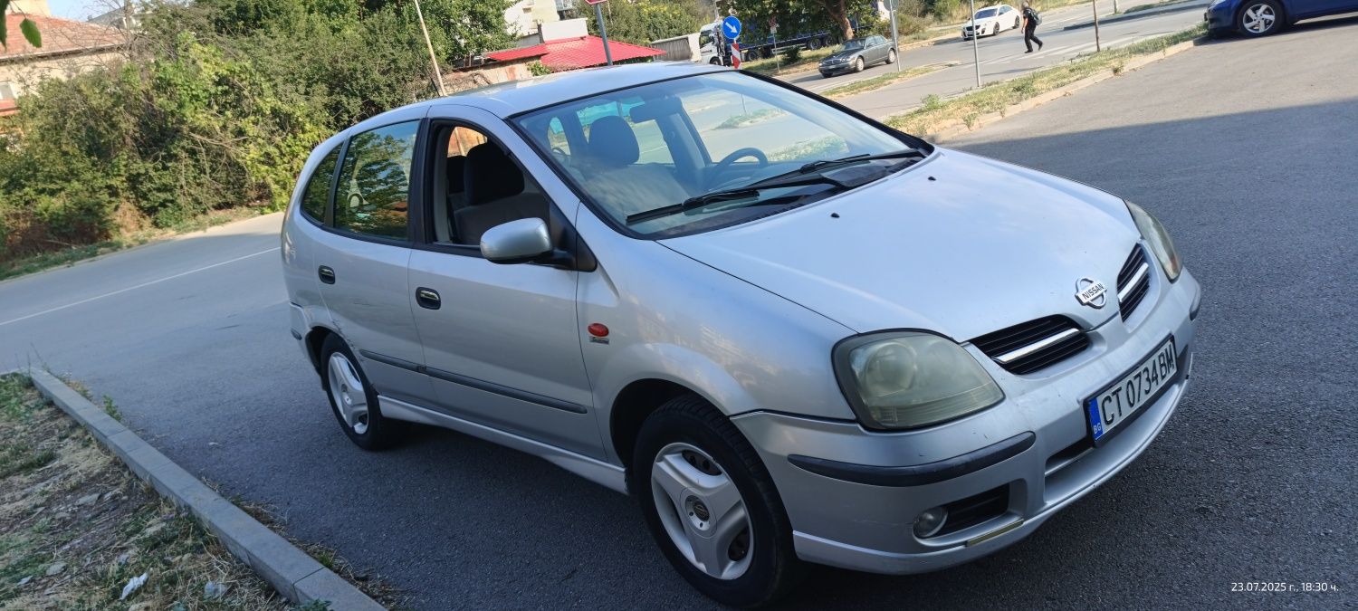 Nisan Almera Tino 1.8 бензин/газ